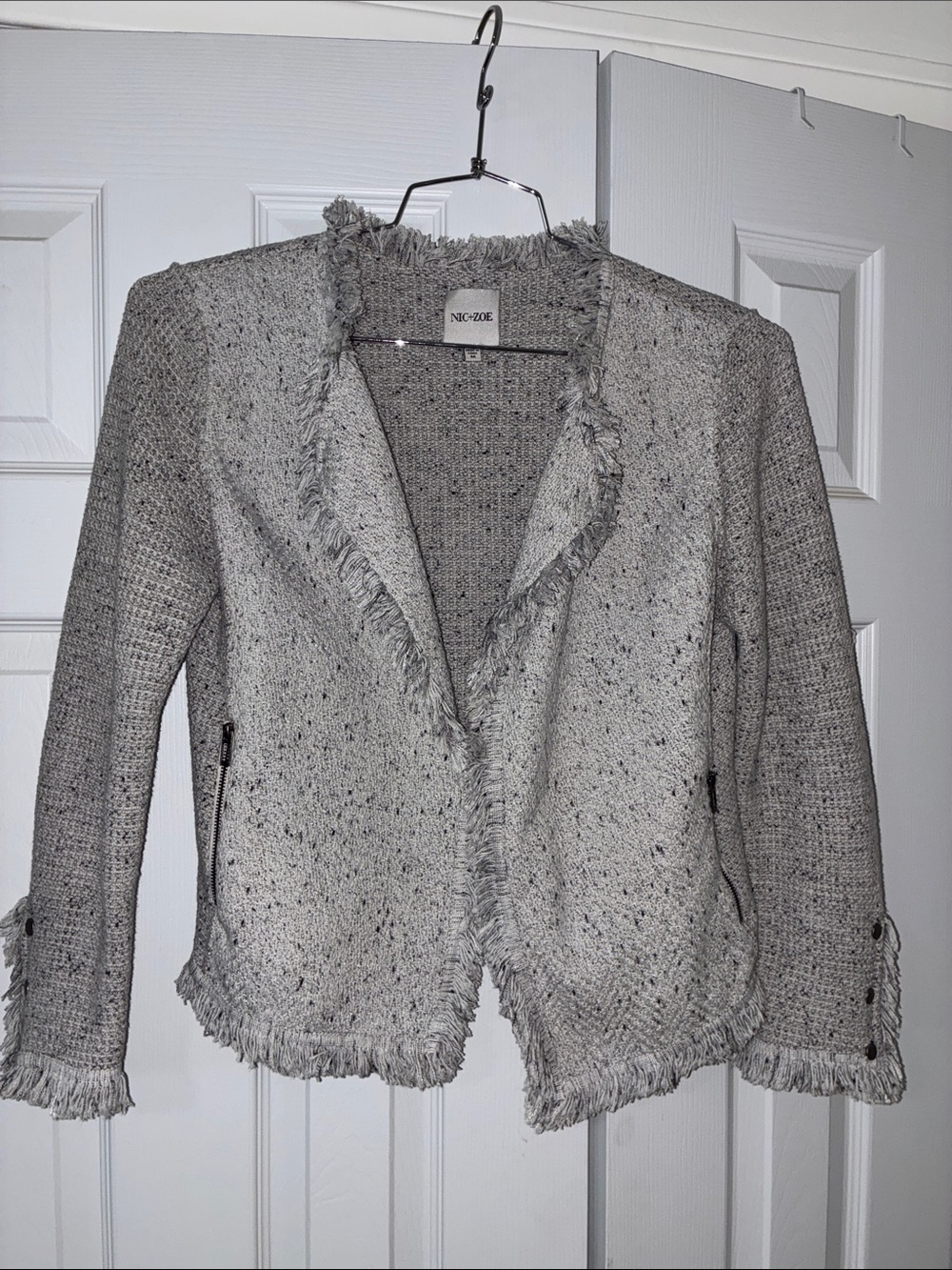 NIC+ZOE Light Gray Fringe Open-Front Knit Blazer